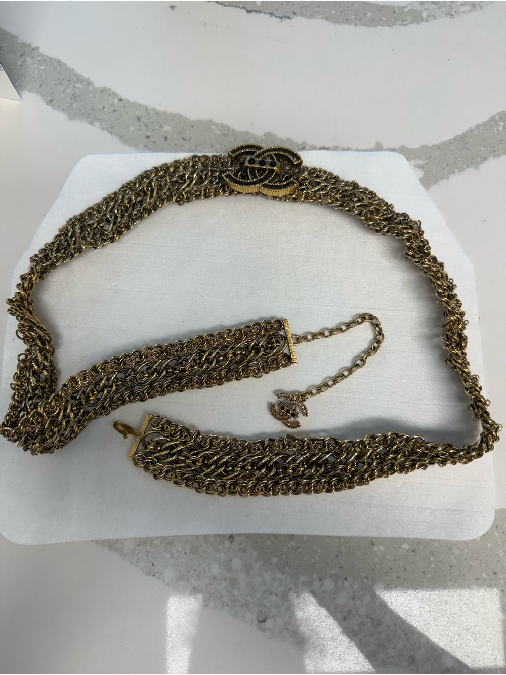 100% Authentic Chanel Vintage Gold tone Multi-Strand Chain Belt with extender